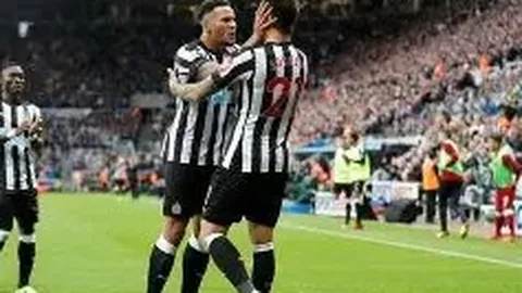 “利物浦足总杯大胜，阿诺德远射破门，基耶萨再添精彩，4-0晋级下一轮”