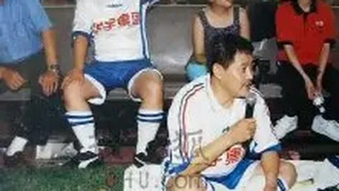 太阳报误报！阿森西奥已与前妻离婚，却仍称其为妻